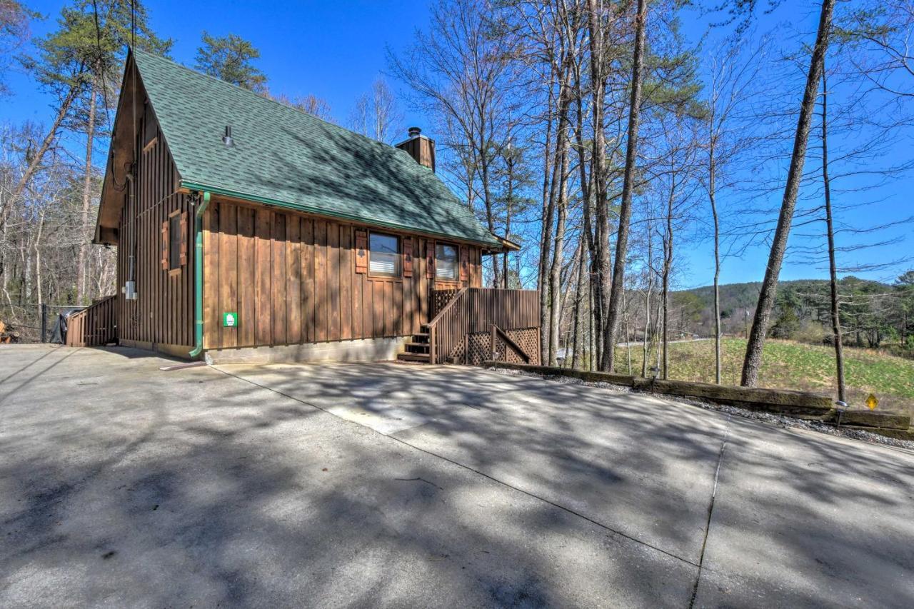 Helen Cabin With Deck And Hot Tub Less Than Half Mi To Main St Zewnętrze zdjęcie